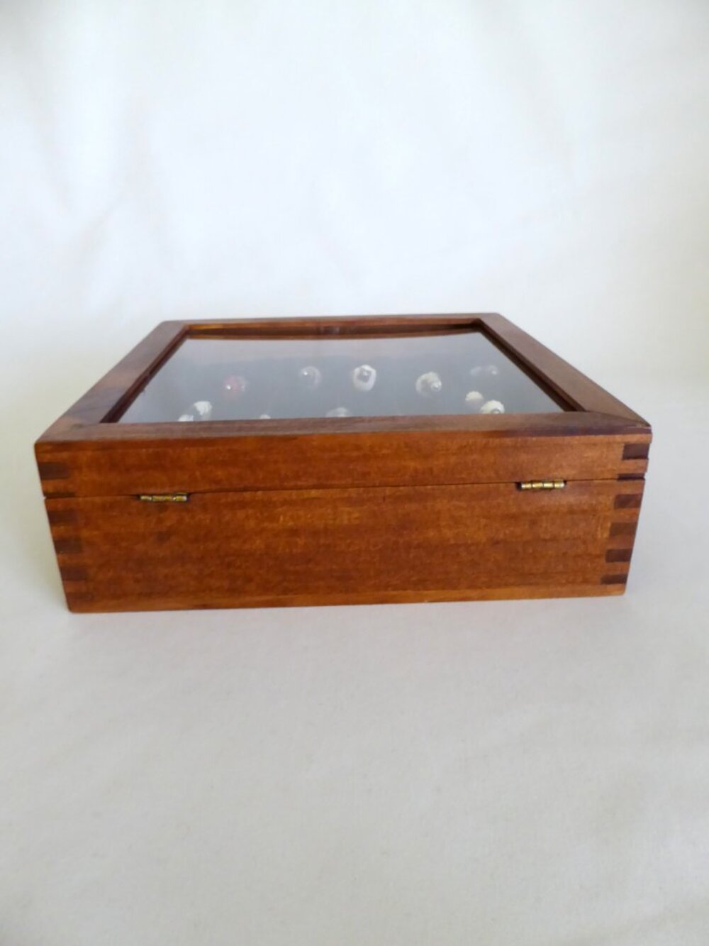 NEW VOODOO DOLL PIN DISPLAY BOX HANDCRAFTED PROP ODDITY CURIOSITIES - Picture 15 of 16